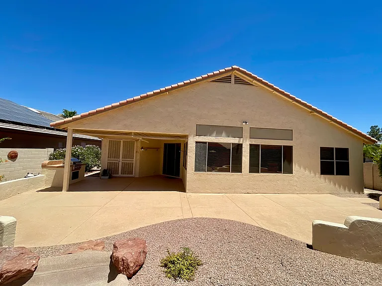 17806 N Becke Ln — Photo 35