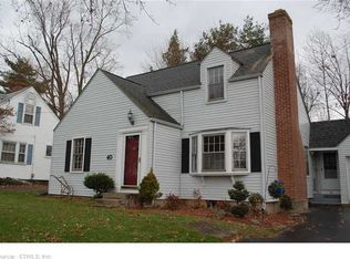 40 Crosshill Rd, West Hartford, CT 06107