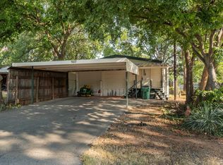 507 E 2nd St, Burkburnett, TX 76354