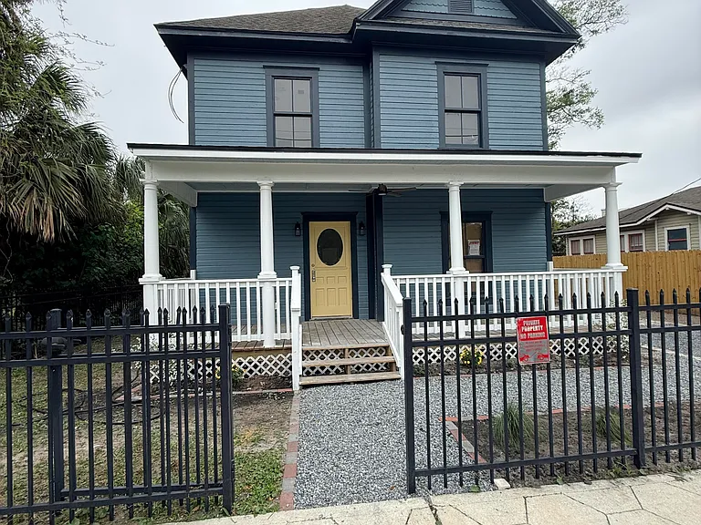 30 W 12th St — Photo 1