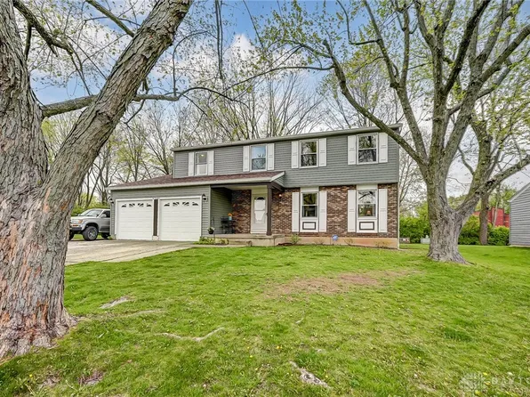 5740 Chukar Dr, Dayton, OH 45424