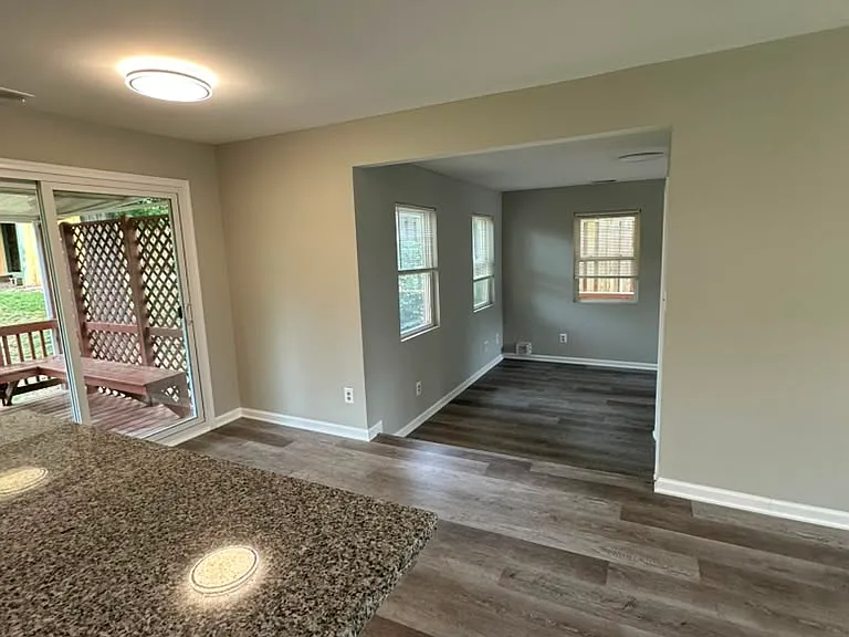 1803 Anderson Rd — Photo 10