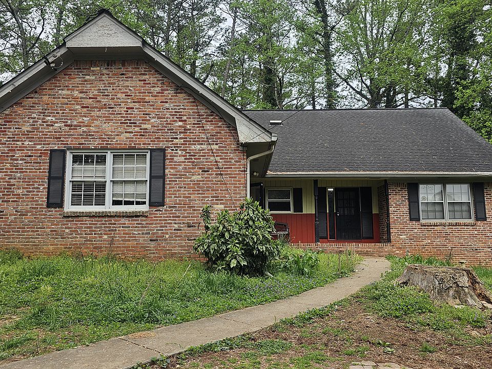 1st image of 945 Dogwood Way