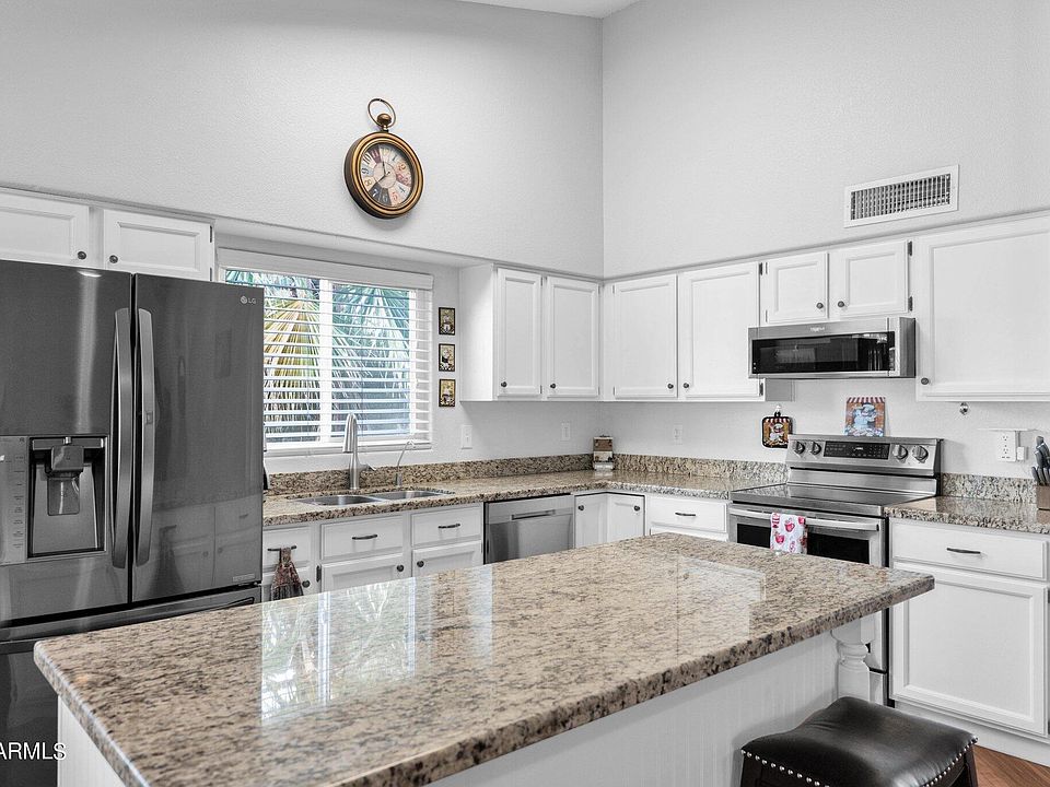 1st image of 4338 E DOUGLAS Avenue