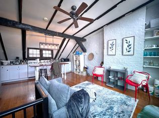 5 Champney Pl #3C, Boston, MA 02114