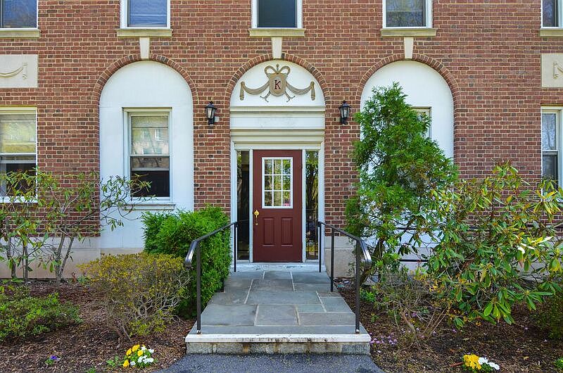 1st image of 445 Gramatan Ave #K-a3