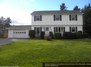 31 Bayberry Rd, Brewer, ME 04412