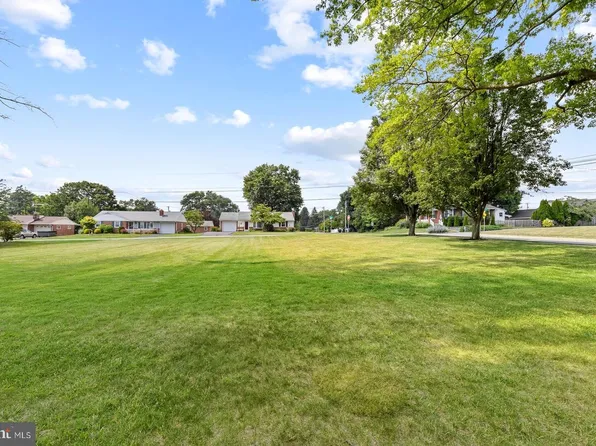Peach Bottom Rd, Willow Street, PA 17584