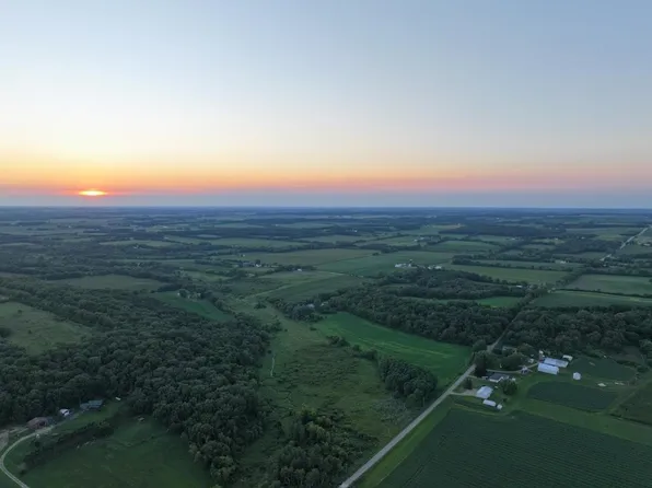 63.93 M/l Acres, Orfordville, WI 53576