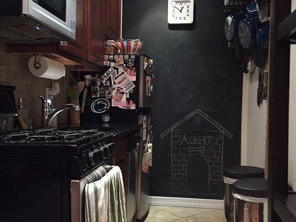 3rd image of 20 Commerce St APT 1D