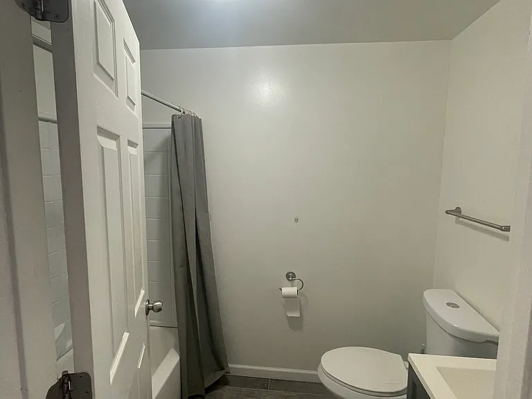 124 National Ave SW #1 — Photo 8