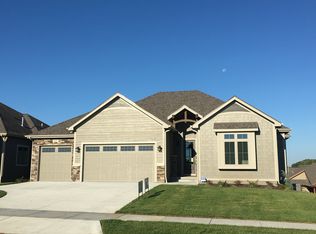 313 Fort Laramie Dr, Lawrence, KS 66049