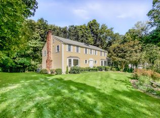 469 Valley Rd, New Canaan, CT 06840