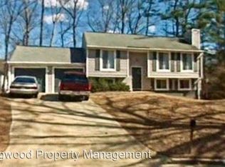 1380 Muirfield Dr, Stone Mountain, GA 30088