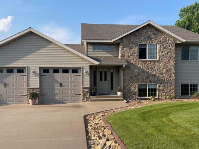 409 Iris Ln NE, Saint Joseph, MN, 56374