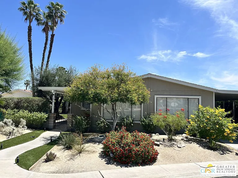73450 Country Club Dr #192 — Photo 1
