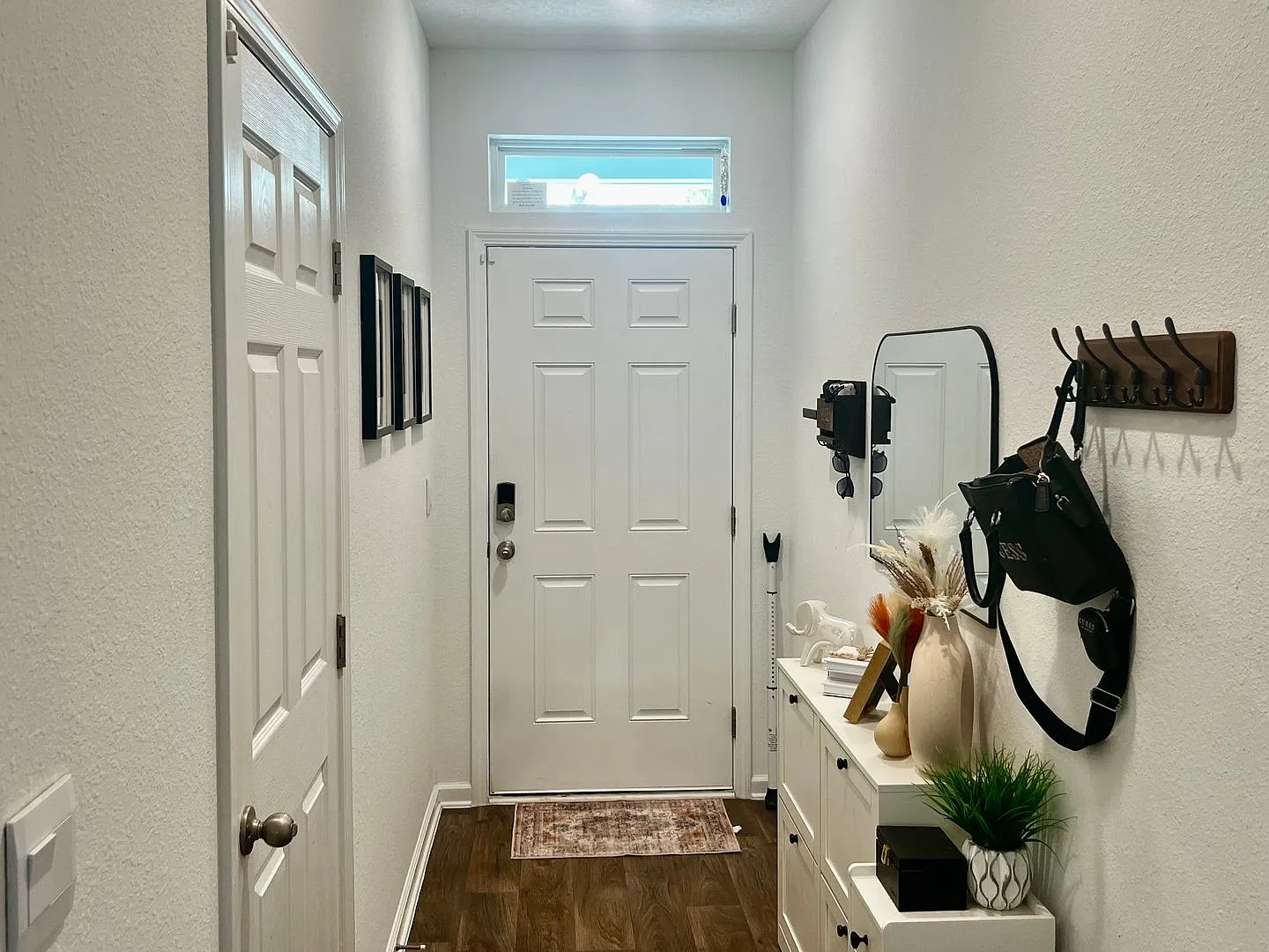 Beautiful 2024-Built 3-Bedroom Townhome with Pond View & Garage! — Photo 4