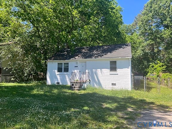 4th image of 2800 Milhorn St