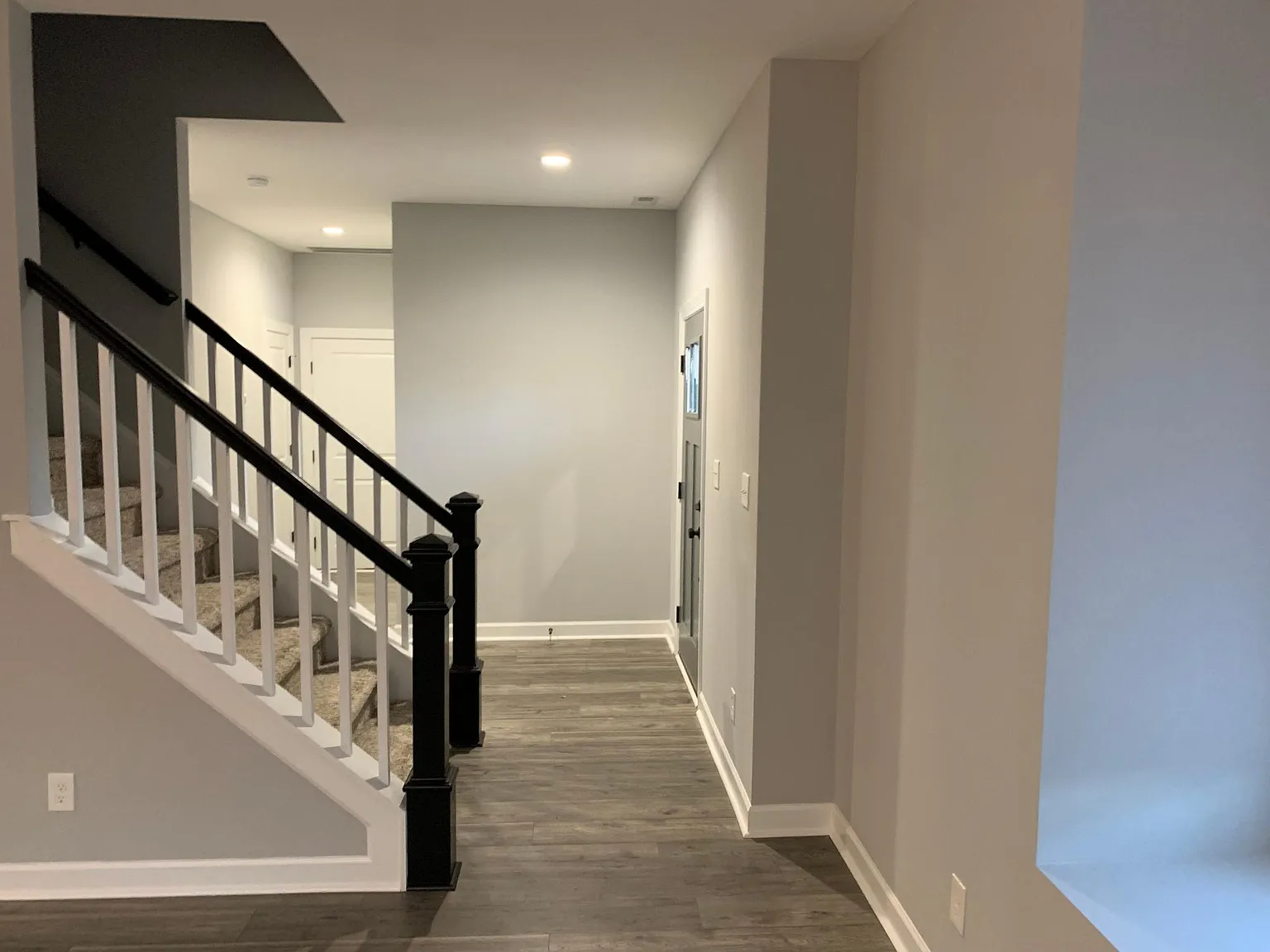 179 Summerlin Dr — Photo 3