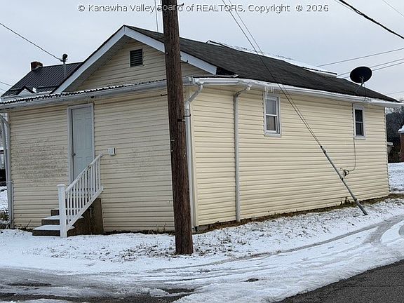 4th image of 1309 Grosscup Ave