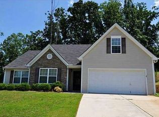 5164 Scenic View Rd, Flowery Branch, GA 30542
