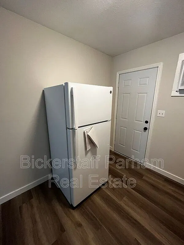 2 bed, 1.0 bath, 650 sqft, $695 — Photo 4