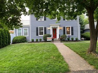 16 Gene Pl, White Plains, NY 10605