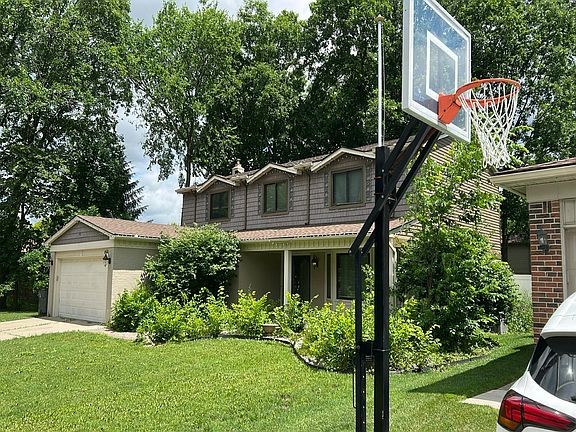 2nd image of 44364 Highgate Dr