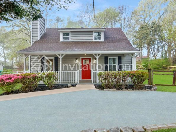 124 Plaza Dr