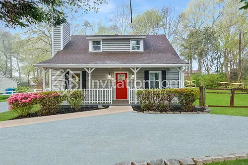 124 Plaza Dr Photo 1