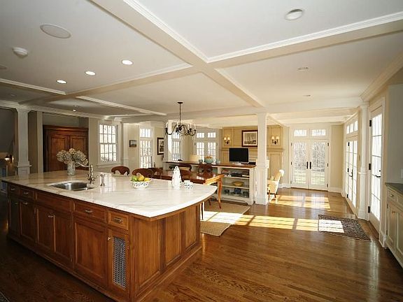 Kitchen-Family Room