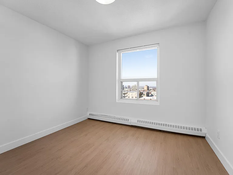 145 York St — Photo 25