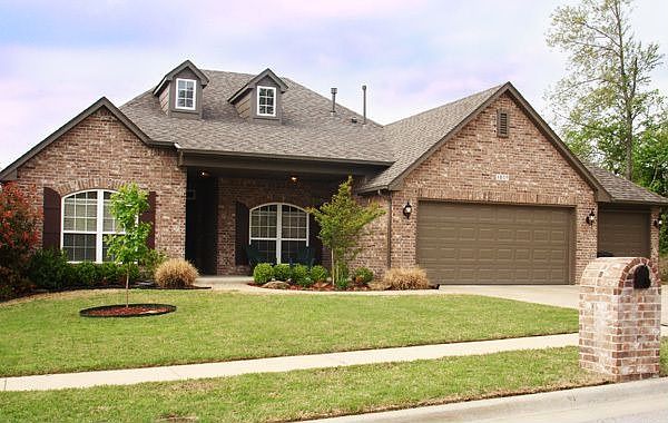 Beautiful Home, Great Neighborhood