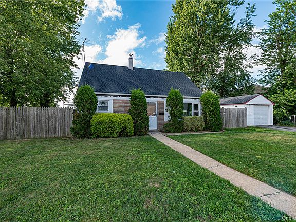 2nd image of 2528 Marshall Avenue