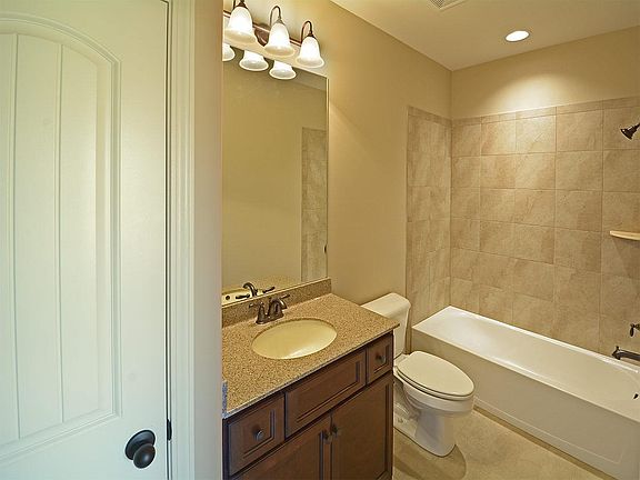 5th image of 290 Saunders Creek Dr