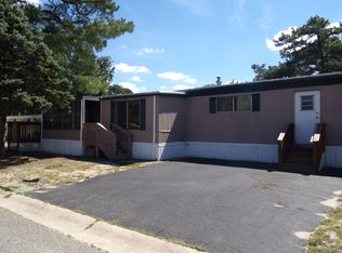 27 Panda Ln, Whiting, NJ 08759