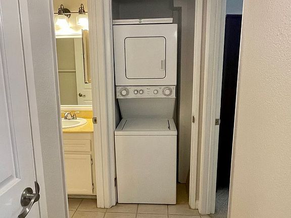 5th image of 1650 8th Ave Unit 310