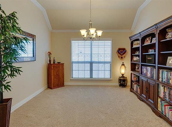 5th image of 606 Hillswick Ct