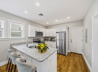 16 Dawes St Floor 3, Dorchester, MA 02125