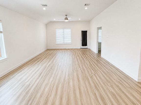 3rd image of 1552 Dawn Harbor Dr