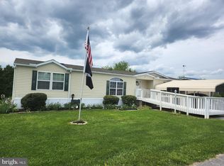 16 Tiffany Dr, Shippensburg, PA 17257