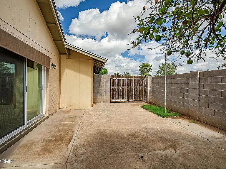 5601 W Carol Ave — Photo 13
