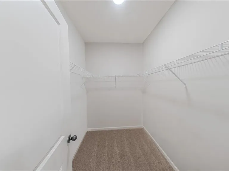411 Summit View Ln — Photo 12