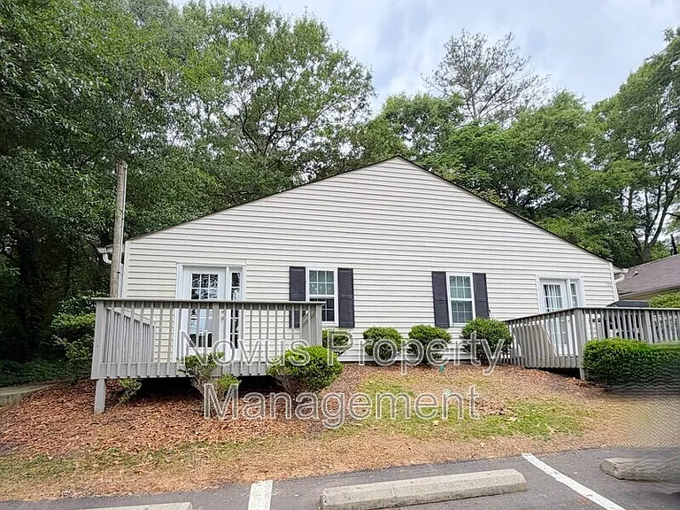 155 Bowen St #7 — Photo 1