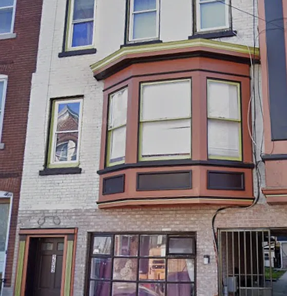209 N 8th St — Photo 2