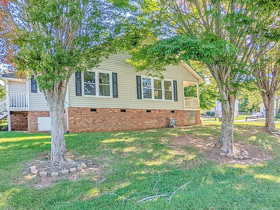 5th image of 3753 Signet Dr
