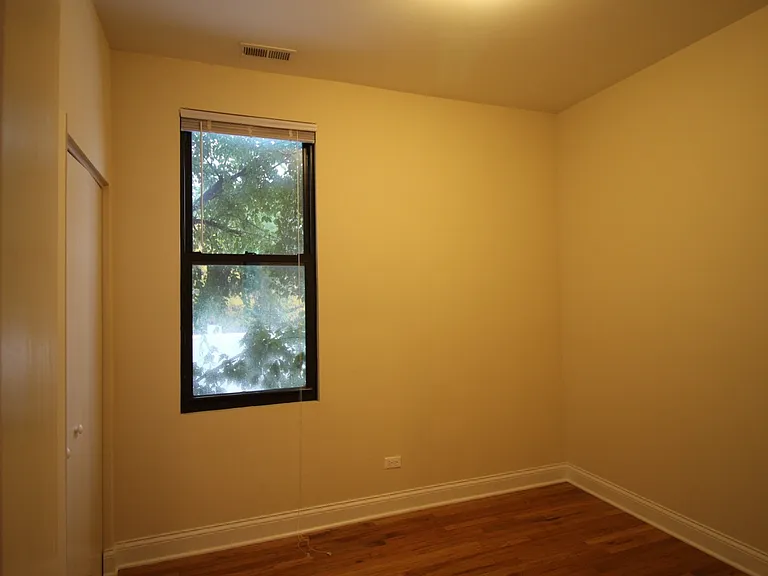 5407-09 N Ravenswood Ave — Photo 7