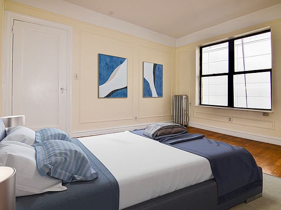 4th image of 417 E 89th St APT 4D