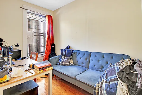 Rented by Compass | media 28