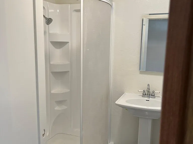 4581 Wilson Ave — Photo 5